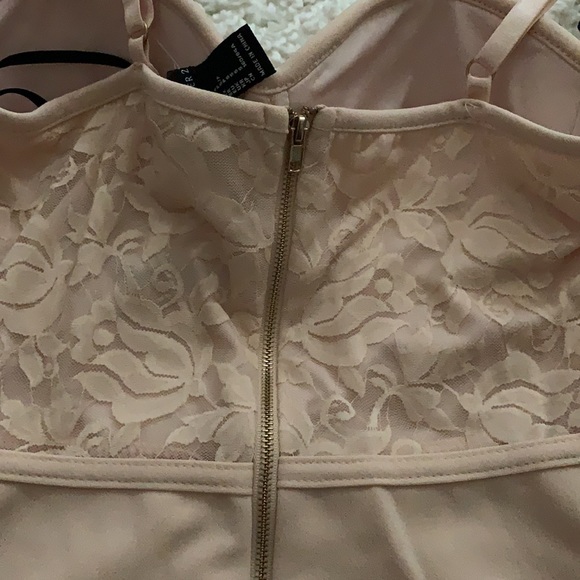 NWT nude bodycon dress - Picture 6 of 7